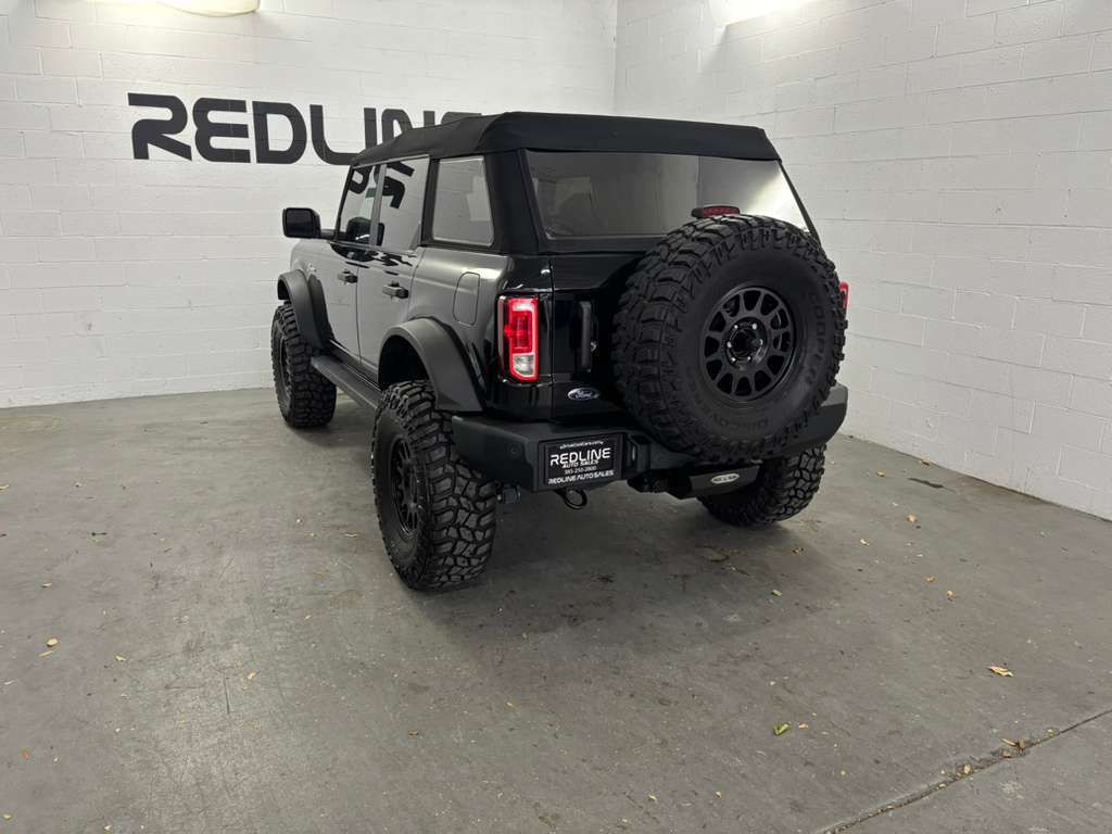 2021 Ford Bronco Image 9