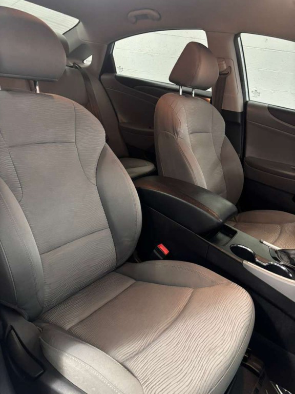 2012 Hyundai Sonata Image 5