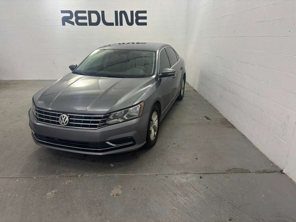 2016 Volkswagen Passat Image 3