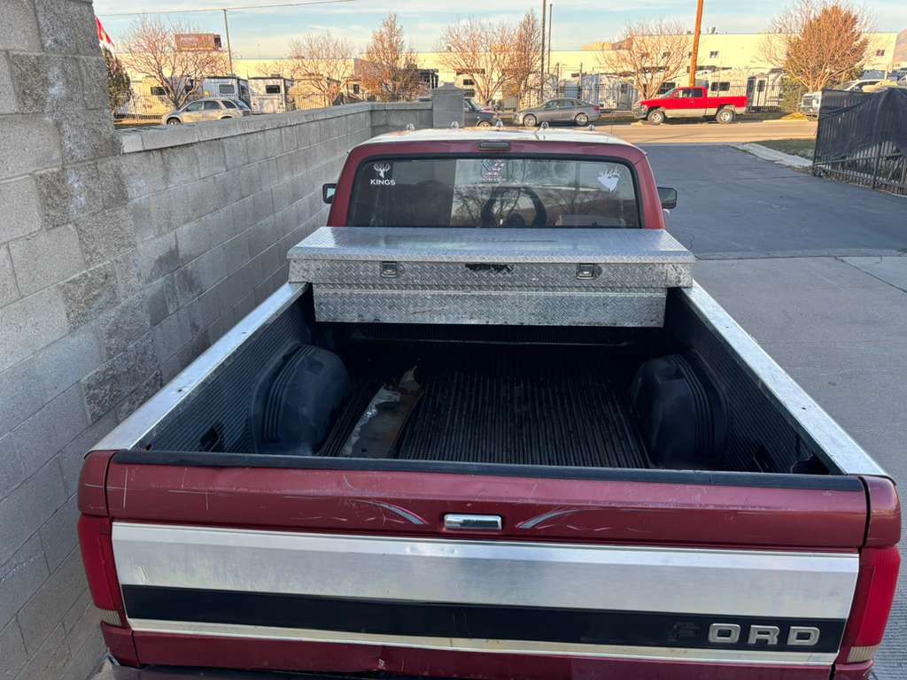 1993 Ford F-150 Image 5