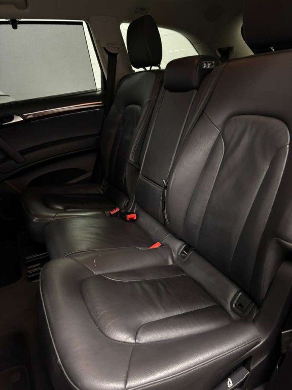 2015 Audi Q7 Image 5