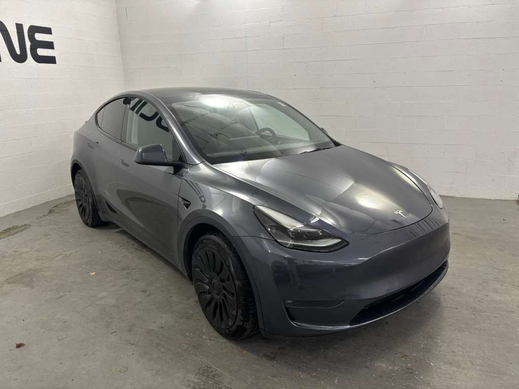 2022 Tesla Model Y Image 3