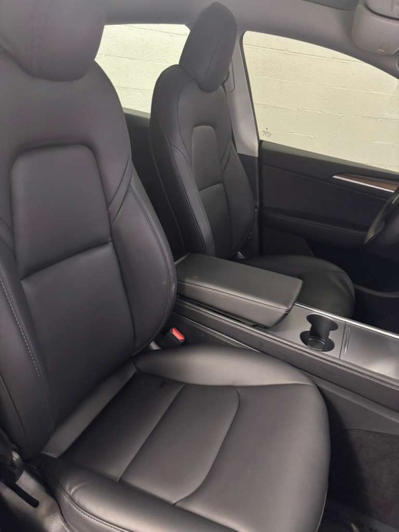 2022 Tesla Model Y Image 5