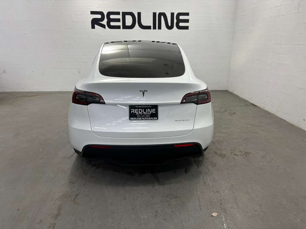 2023 Tesla Model Y Image 5