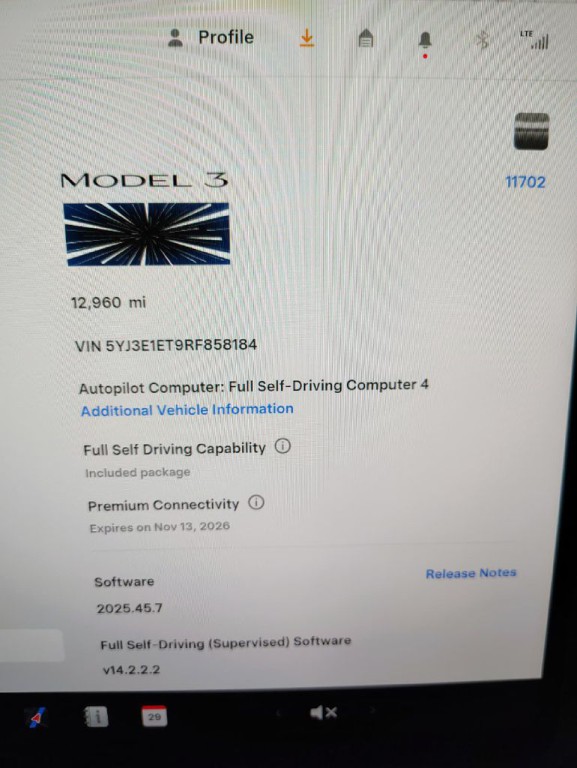 2024 Tesla Model 3 Image 11