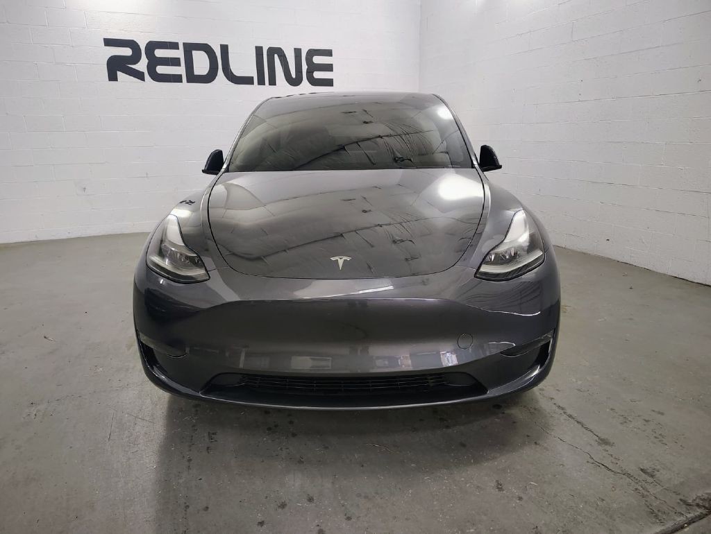 2023 Tesla Model Y Image 2