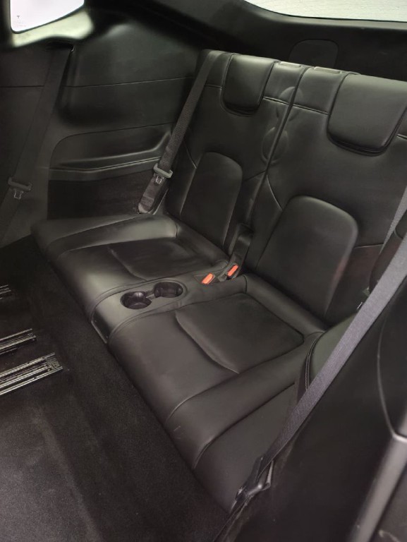 2024 Tesla Model Y Image 8