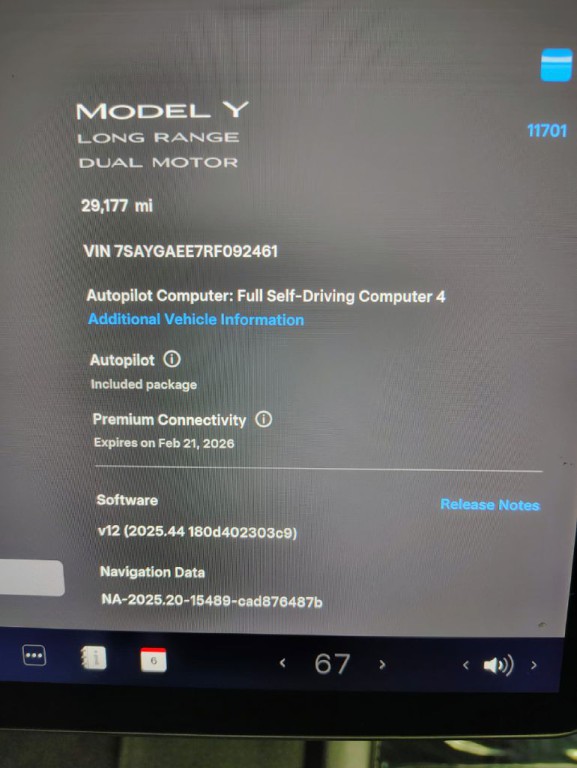 2024 Tesla Model Y Image 12