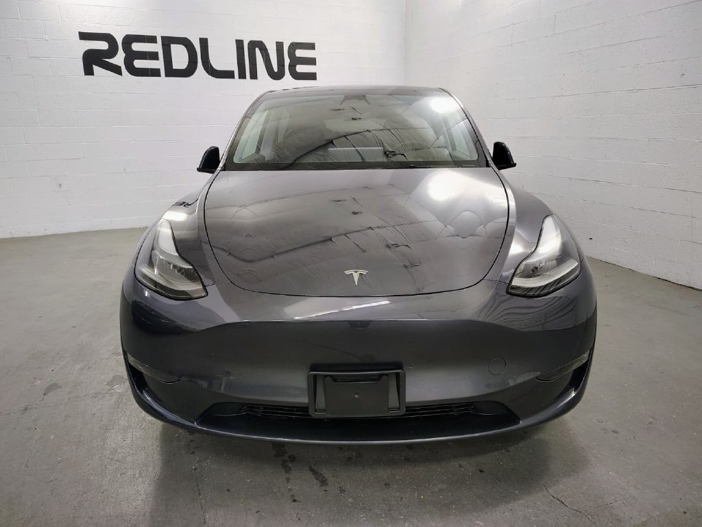2023 Tesla Model Y Image 2