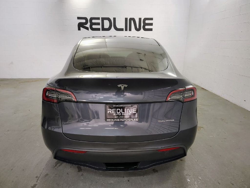 2023 Tesla Model Y Image 9