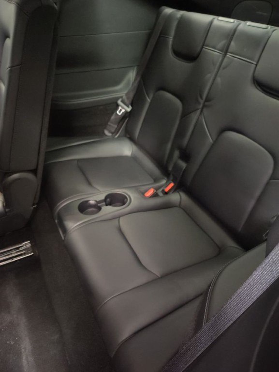 2024 Tesla Model Y Image 8