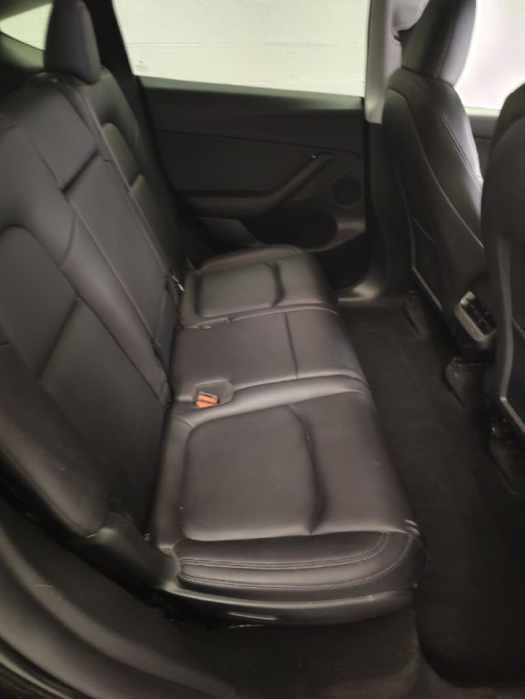 2023 Tesla Model Y Image 7