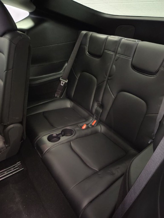 2023 Tesla Model Y Image 8