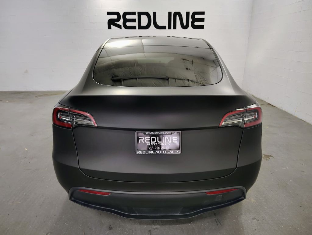 2023 Tesla Model Y Image 10