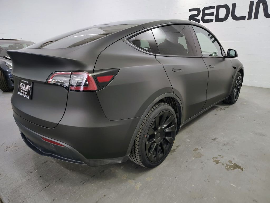 2023 Tesla Model Y Image 12