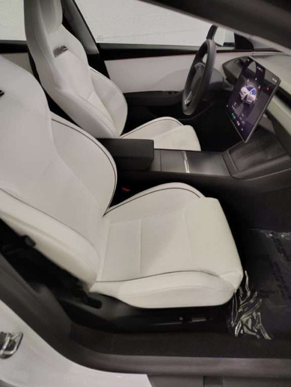 2024 Tesla Model 3 Image 5