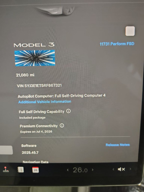 2024 Tesla Model 3 Image 8