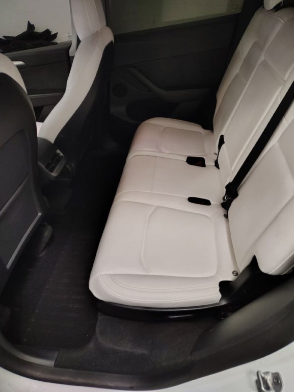 2023 Tesla Model Y Image 6