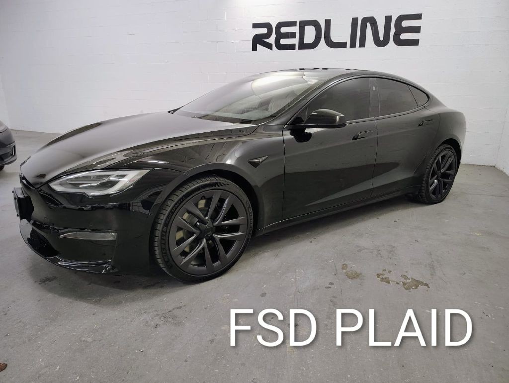 2021 Tesla Model S Image 1