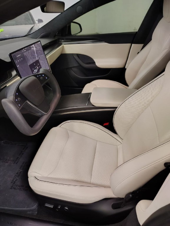 2021 Tesla Model S Image 4