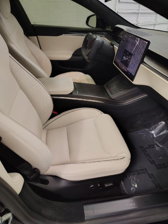 2021 Tesla Model S Image 5