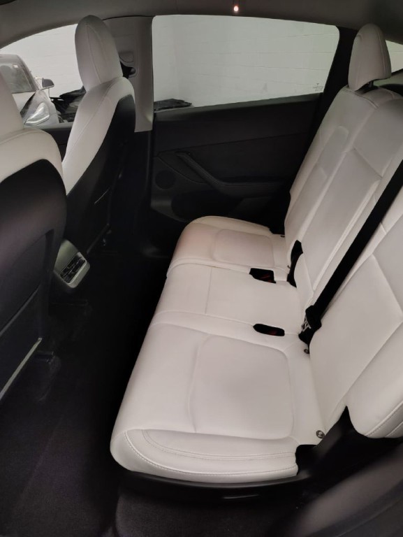 2023 Tesla Model Y Image 6