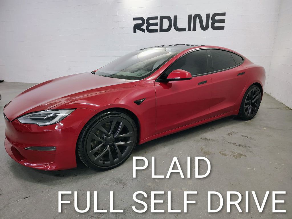 2022 Tesla Model S Image 1
