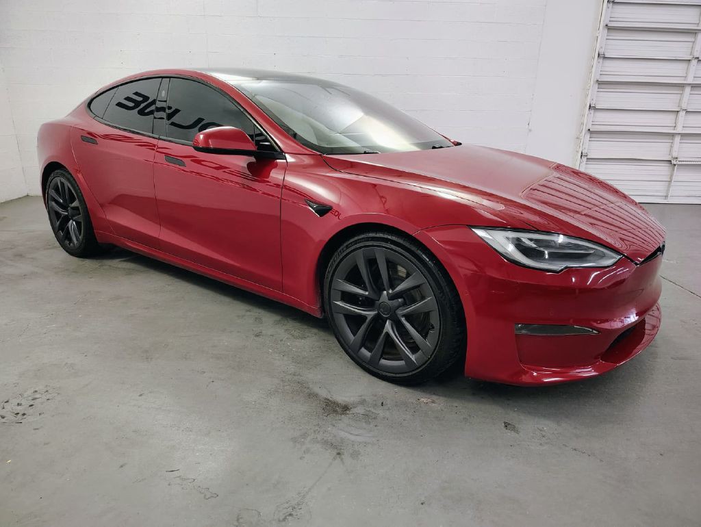 2022 Tesla Model S Image 3