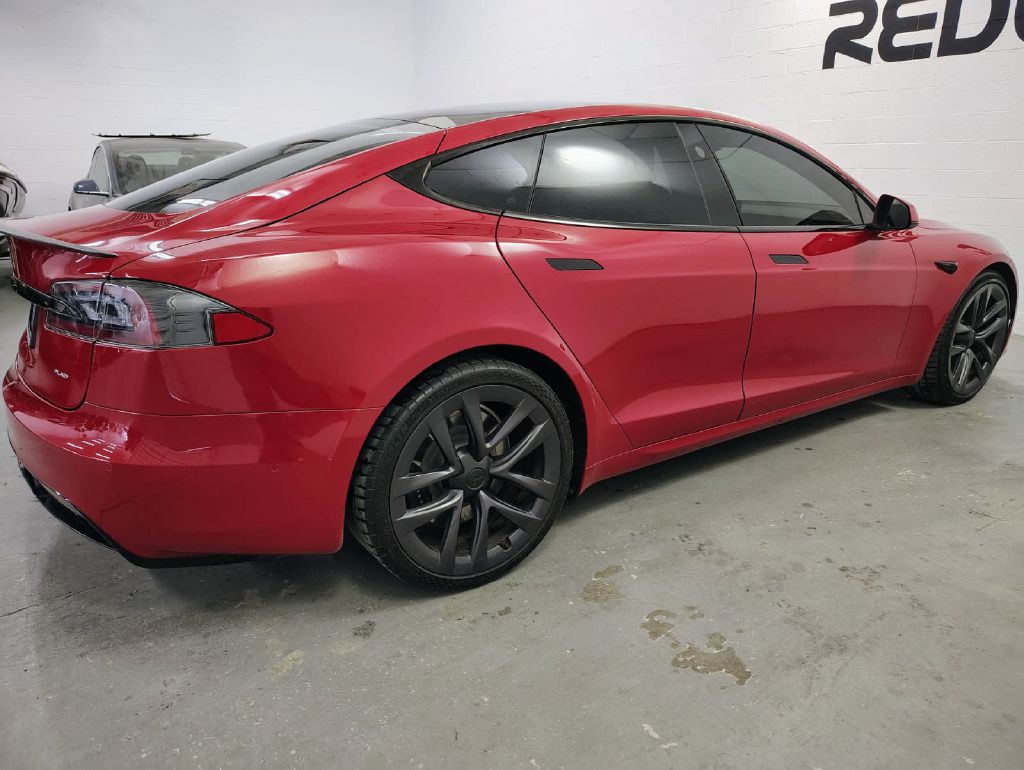 2022 Tesla Model S Image 10