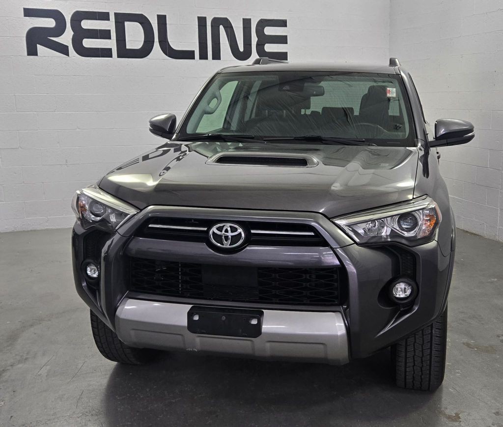 2022 Toyota 4Runner Image 3