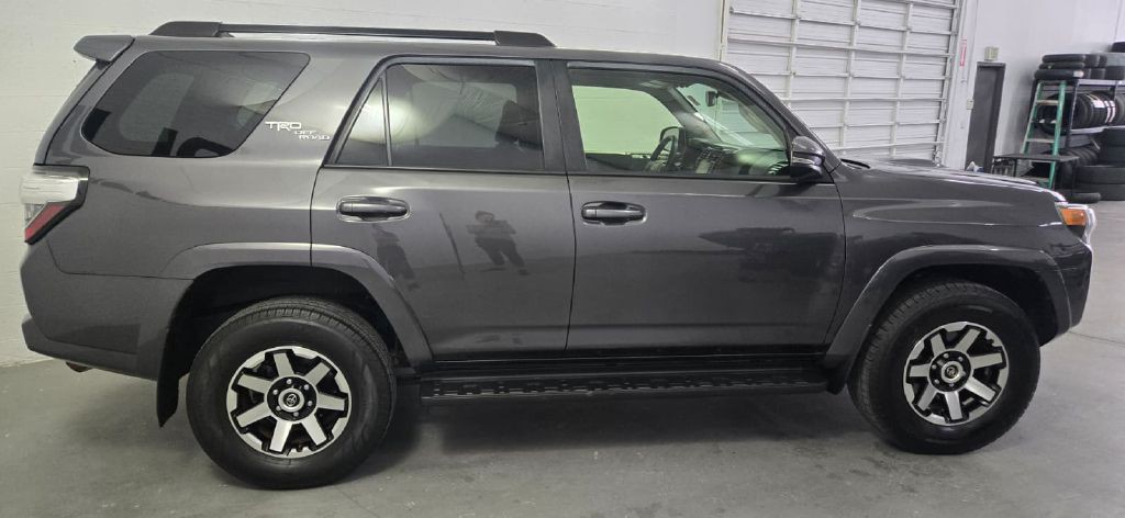 2022 Toyota 4Runner Image 6