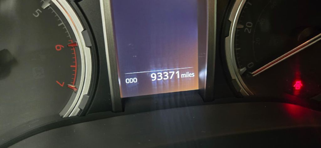 2022 Toyota 4Runner Image 9