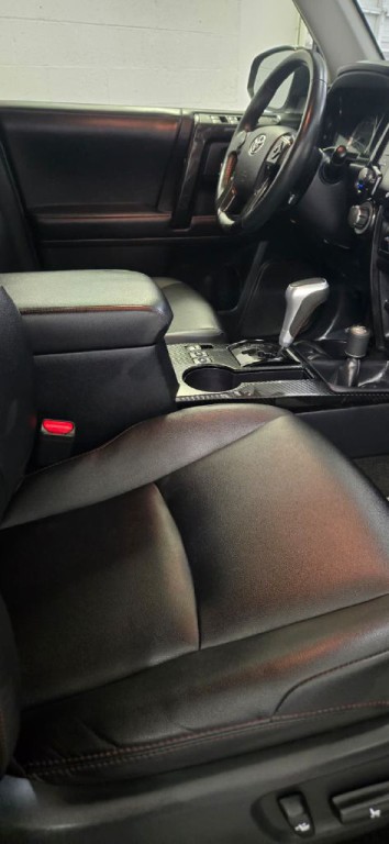 2022 Toyota 4Runner Image 15