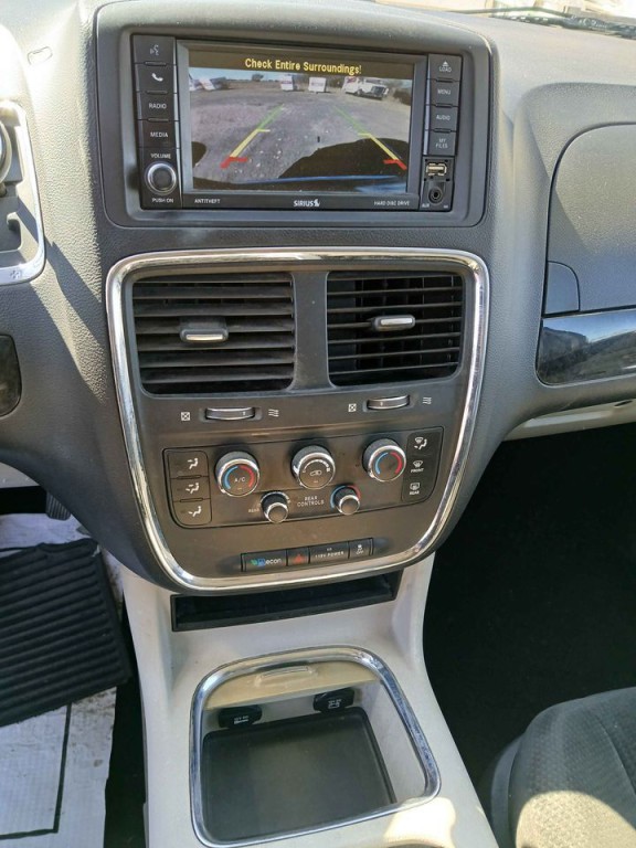2016 Dodge Grand Caravan Image 10