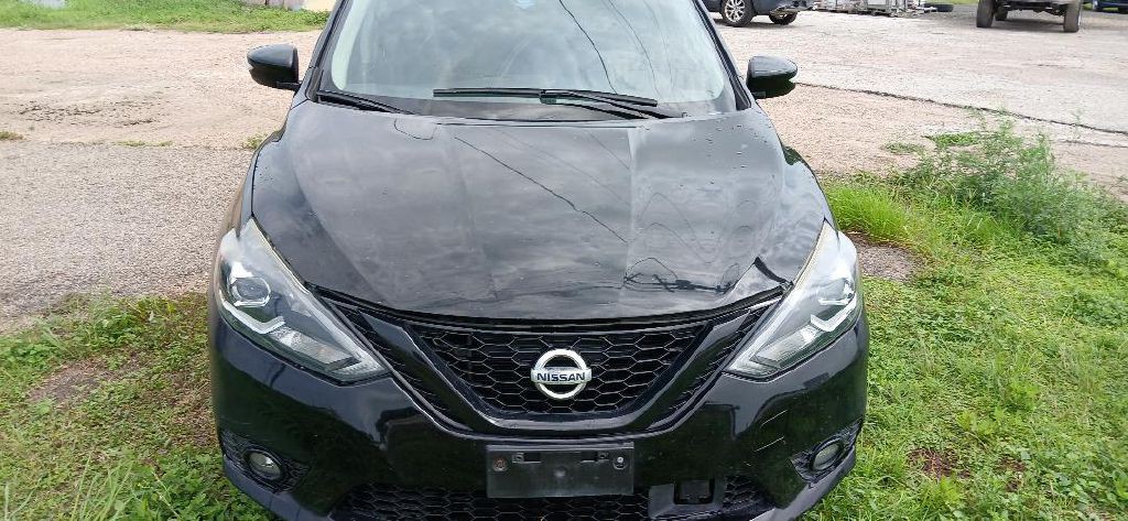 2018 Nissan Sentra Image 2