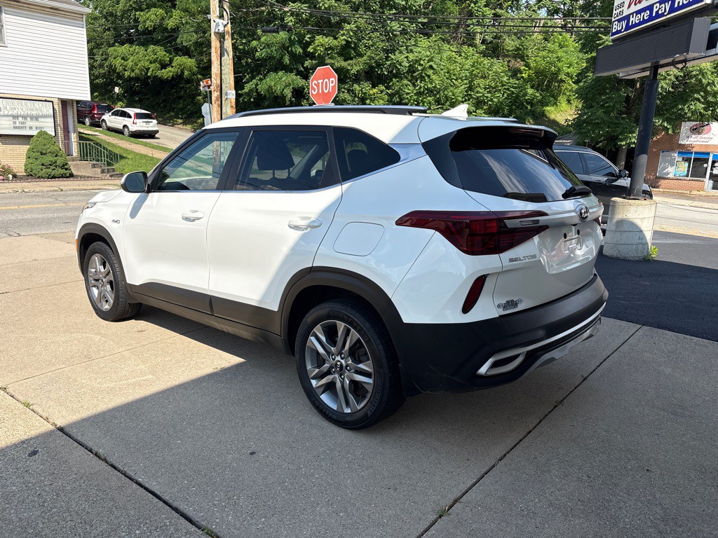 2021 Kia Seltos Image 3