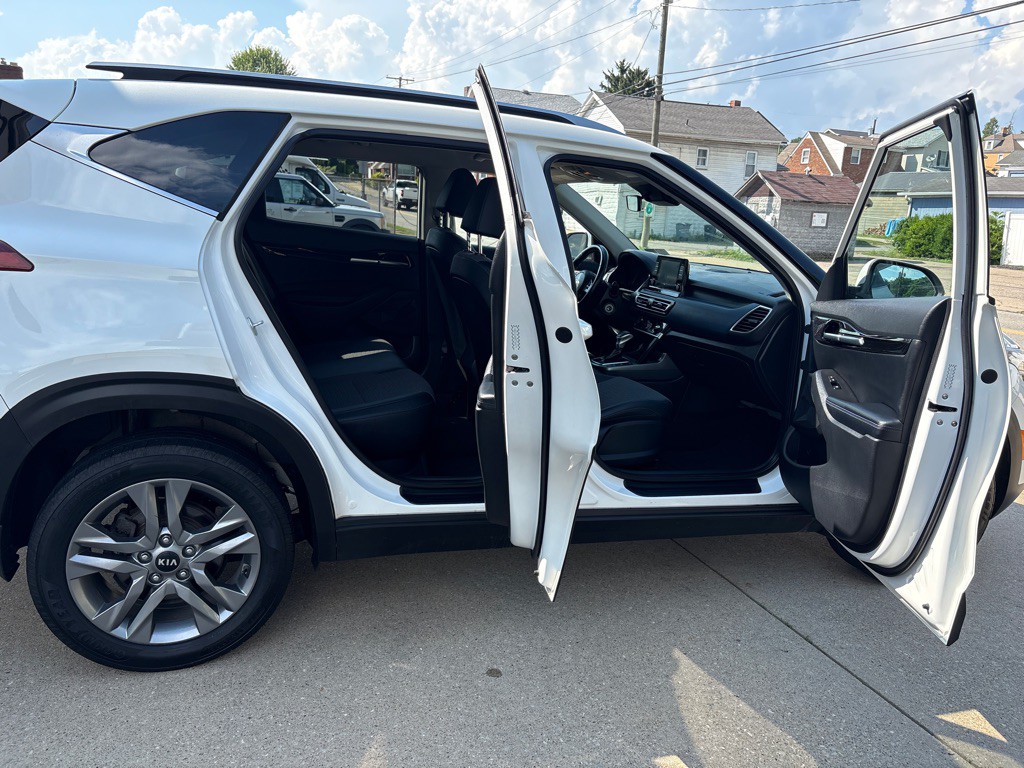2021 Kia Seltos Image 15