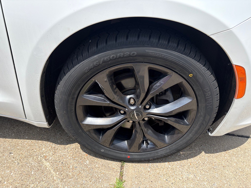 2020 Chrysler Pacifica Image 13