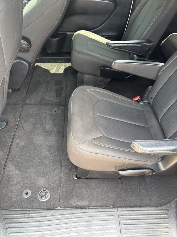 2020 Chrysler Pacifica Image 21