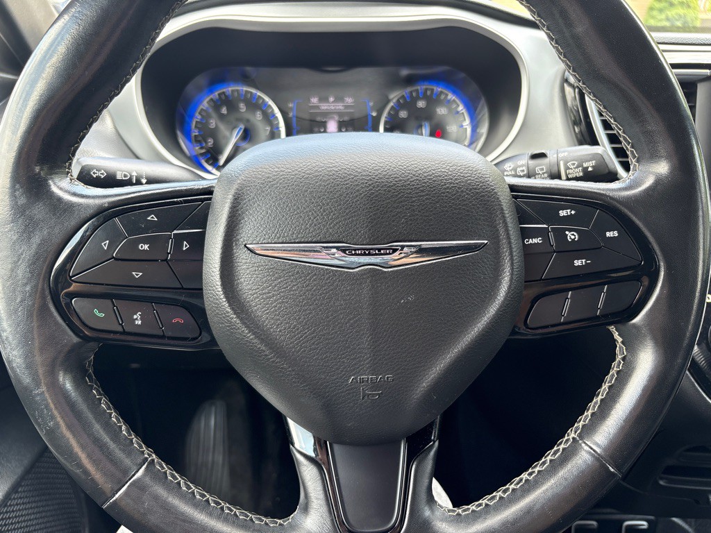 2020 Chrysler Pacifica Image 32
