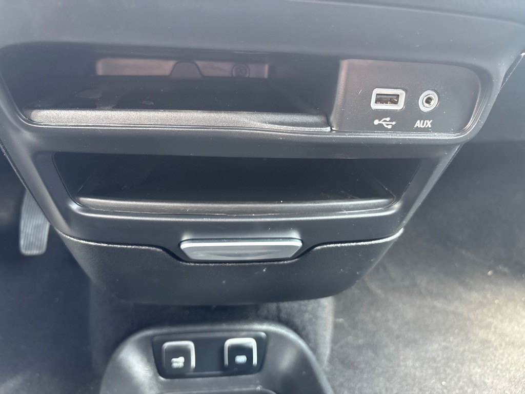 2020 Chrysler Pacifica Image 38