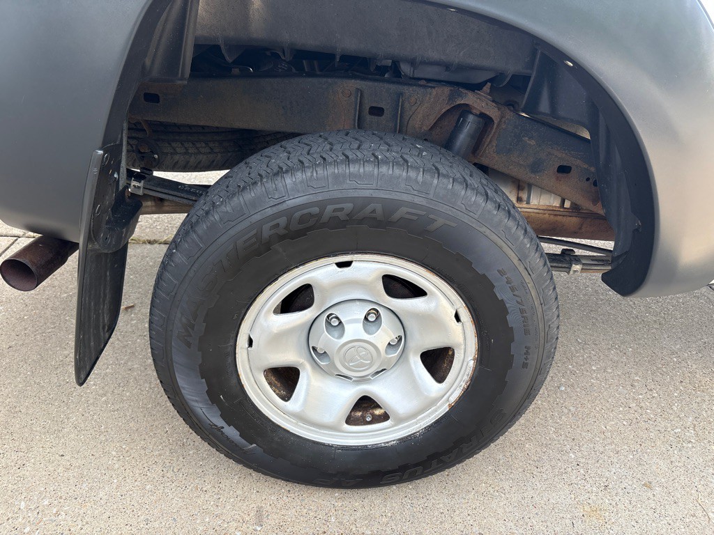 2011 Toyota Tacoma Image 12