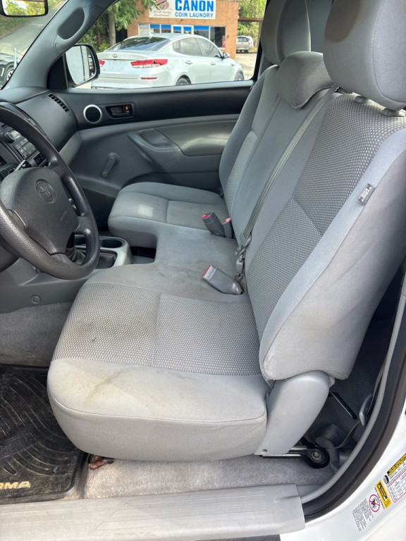 2011 Toyota Tacoma Image 18