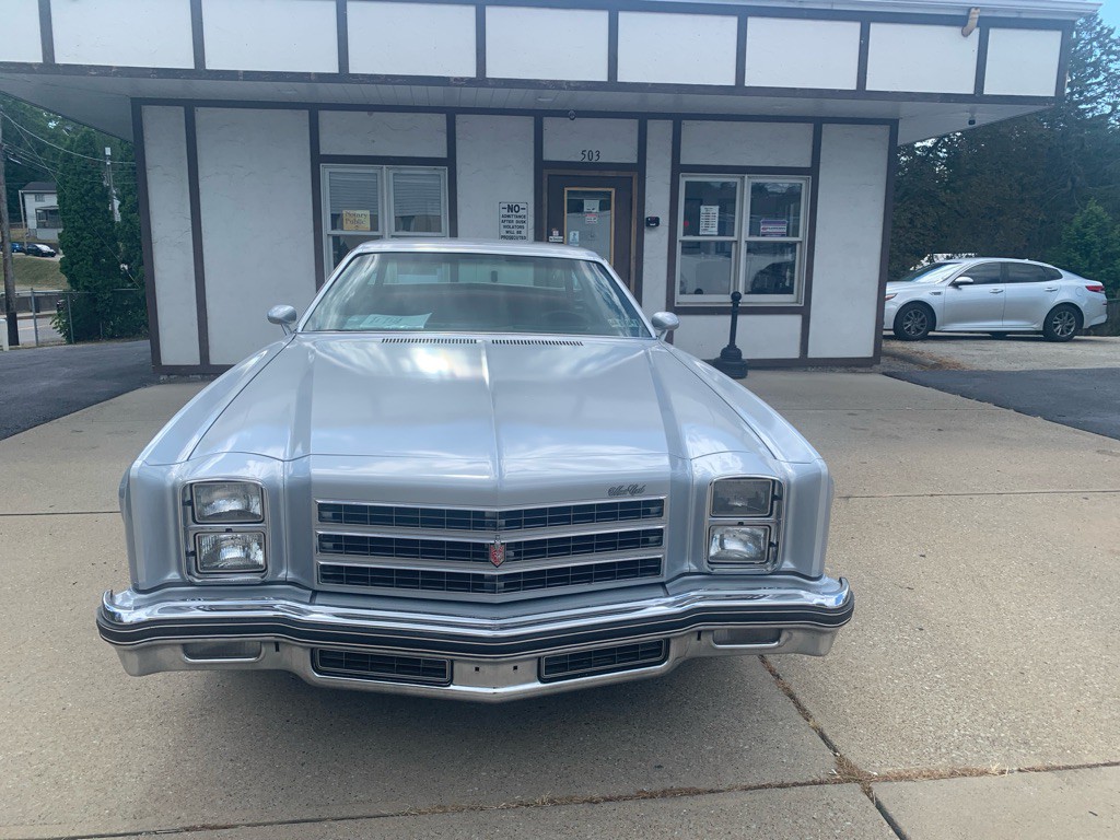 1976 Chevrolet Monte Carlo Image 3