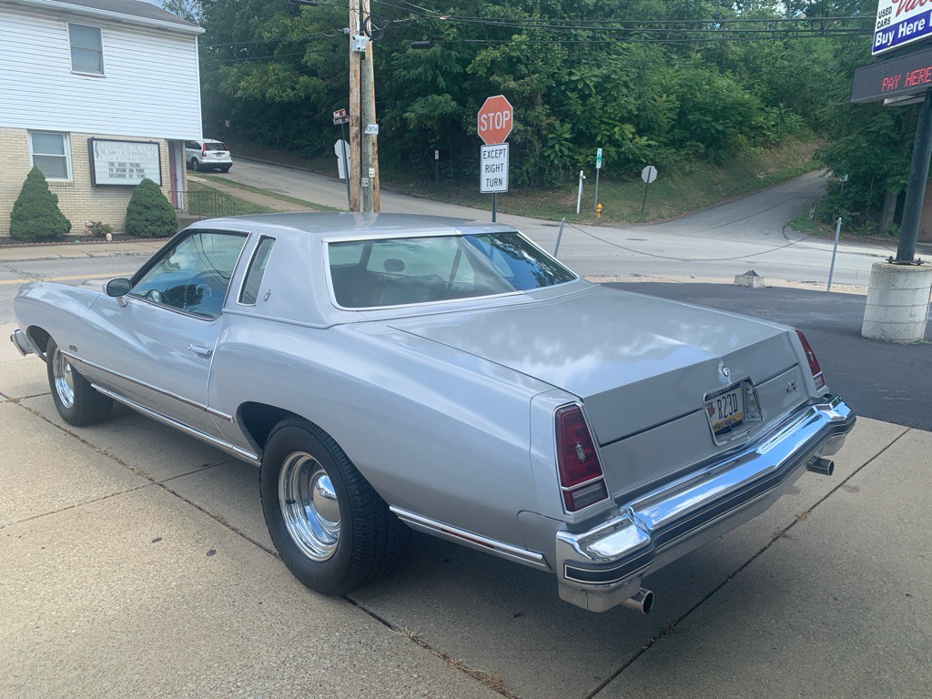 1976 Chevrolet Monte Carlo Image 4