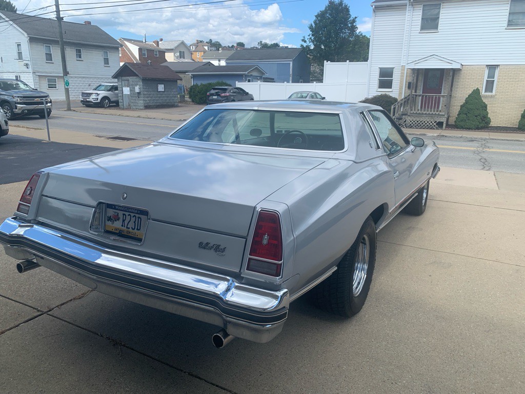1976 Chevrolet Monte Carlo Image 5