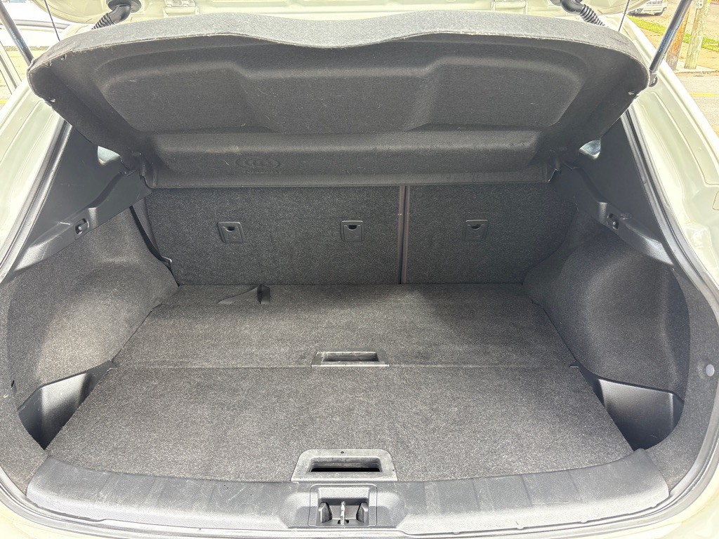 2017 Nissan Rogue Image 13