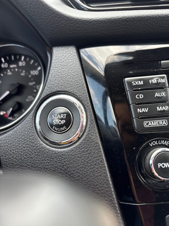 2017 Nissan Rogue Image 29