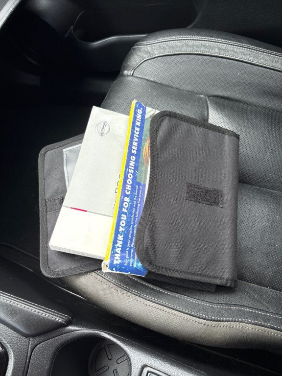 2017 Nissan Rogue Image 38