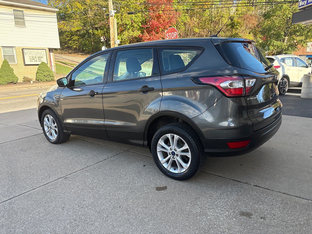 2017 Ford Escape Image 3